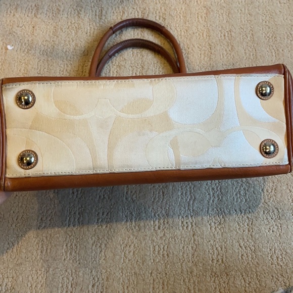 VINTAGE COACH WOMEN HANDBAG - Picture 13 of 13